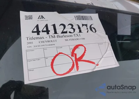 2001 Chevrolet Silverado 1500 Ls z USA, uszkodzony, nr VIN 2GCEC19V711404694